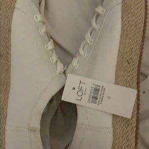 Size 8 women shoes never worn